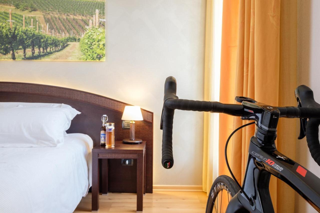 Wine Hotel San Giacomo Activity & Wellness Paderno del Grappa Exterior photo